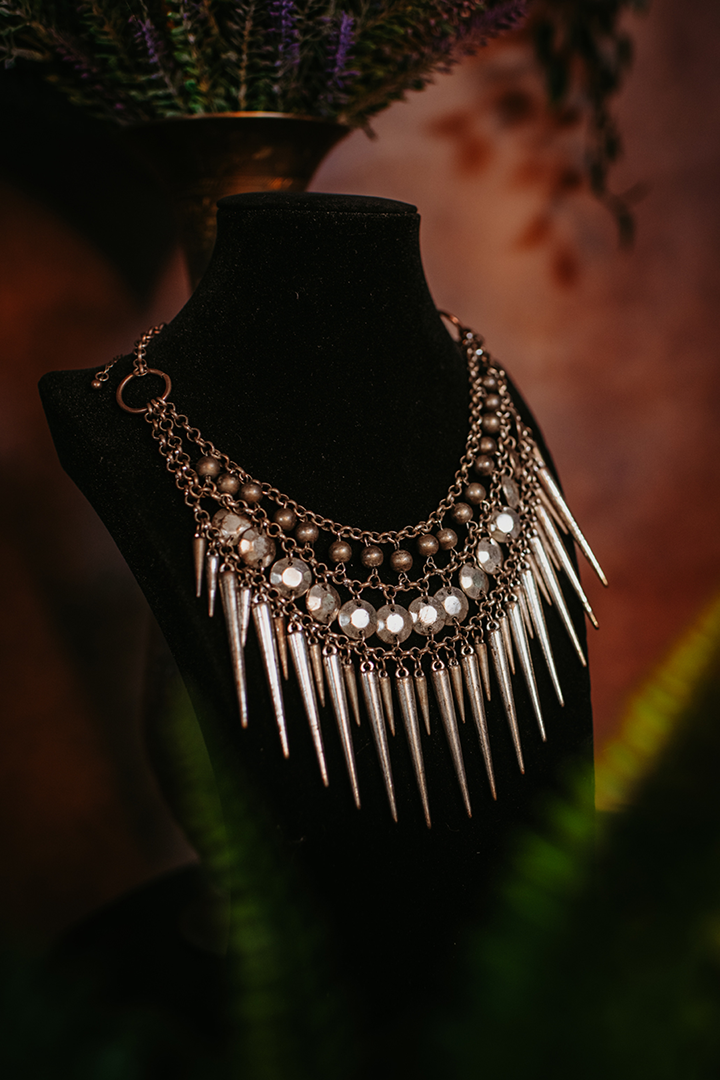 st_photographie_fundus_schmuckfundus_schmuck_fotoshooting_fantasyshooting_statementkette_009_necklace st_photographie_fundus_schmuckfundus_schmuck_fotoshooting_fantasyshooting_statementkette_necklace