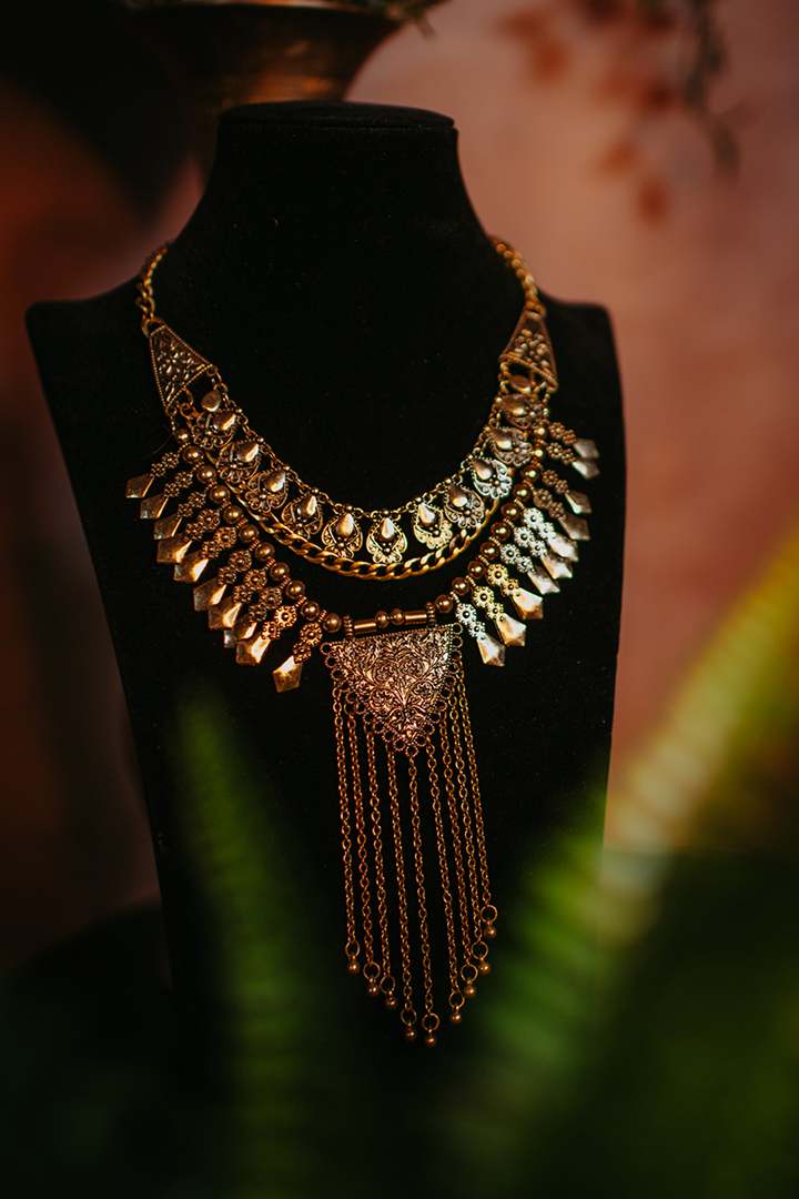 st_photographie_fundus_schmuckfundus_schmuck_fotoshooting_fantasyshooting_statementkette_011_necklace st_photographie_fundus_schmuckfundus_schmuck_fotoshooting_fantasyshooting_statementkette_necklace